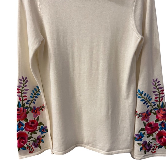 LINEA By LOUIS DELL’ OLIO COWL NECK, LIGHTWEIGHT FLORAL EMBROIDERED SWEATER - Picture 7 of 13